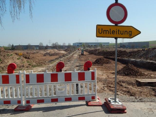 Umleitung von Westen