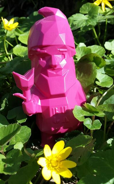 BUGA-Karl kämpft sich durch das Dickicht