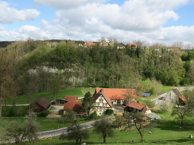 Blick auf Neufels mit Neufelser Mühle