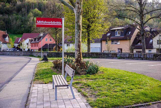 Stadt Forchtenberg Mitfahrerbänkle