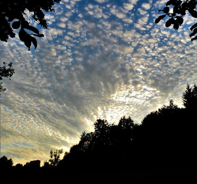 Lichtspiel am Abendhimmel