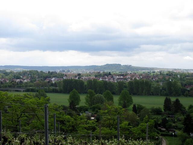 Am Mittwoch, den 29. April, die passende Wanderung zu 50 Wochen, 50 Orte. Hier der Blick über Sontheim links und Horkheim rechts hinüber zum Haigern.