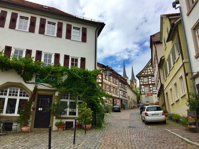 Blick zur evangelischen Stadtkirche