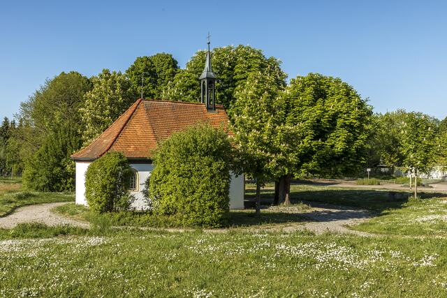 Wo einst die Chapel-Riders parkten - Dreifaltigkeitskapelle Kirchhausen
