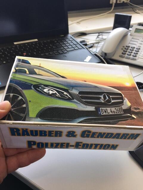 Unikat: Räuber und Gendarm, Spende der Polizei Heilbronn