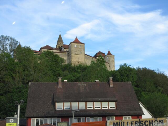 Und unverhofft noch einen Ausblick auf die Comburg. Hätten wir nun nicht unbedingt haben müssen... aber wir machen wie immer das Beste draus. Vielen Dank an die Gelben Engel
