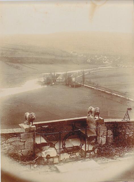 Blick vom Schloß nach Altkrautheim, ca.1900