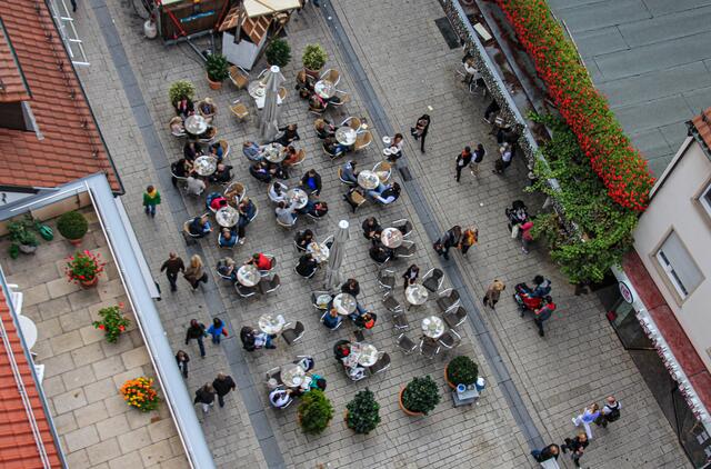 Zur Kaffeestunde in des Sülmerstrasse/ Heilbronn