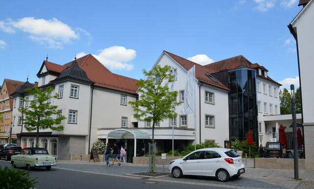 Das restaurierte ehemalige Comburger Amtshaus (links) gehört heute zum Hotelkomplex Anne Sophie