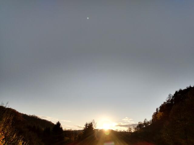Sonnenuntergang über Crispenhofen