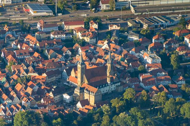 Stiftskirche in Öhringen von oben