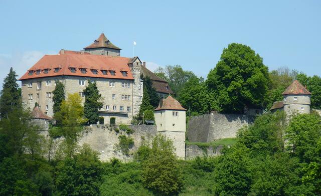 Schloss Stetten, Südseite der Stauferburg