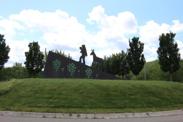 Kunst im Kreisel "Fleiner Wengert" von Markus Kachel 2008