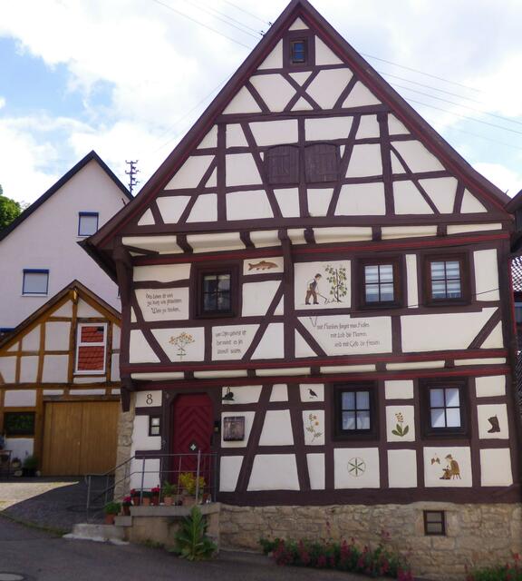 Eines der hübschen Häuser in Kocherstetten