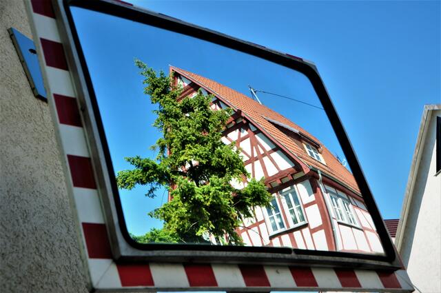 Fischerhaus im Spiegel