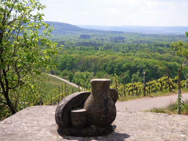 Ein schöner Ausblick auf Berg und Tal