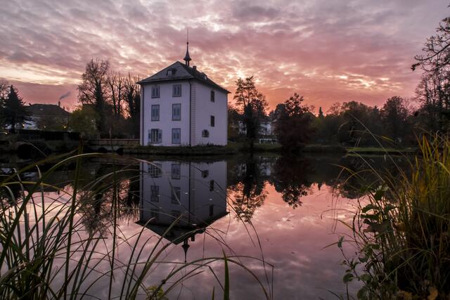 Trappenseeschlößchen nach Sonnenuntergang