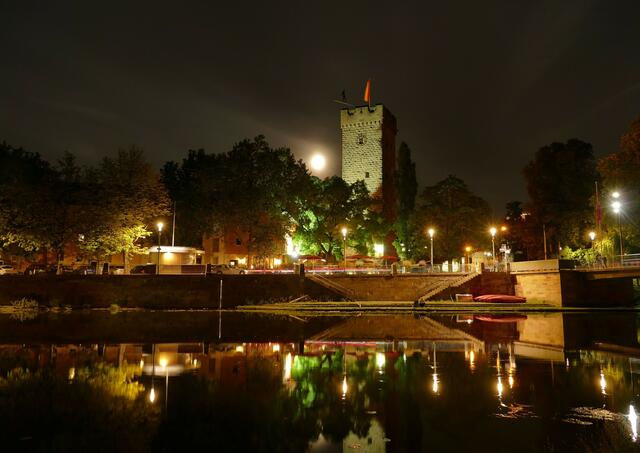 Götzenturm bei Nacht