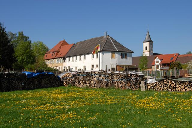 Das Siegelsbacher Schloß und die kath. Kirche