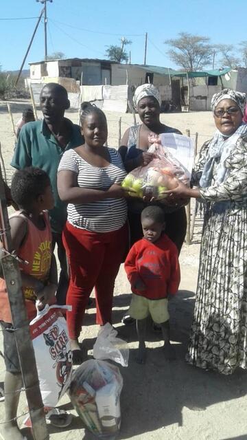 bei der Verteilung | Foto: genemigt