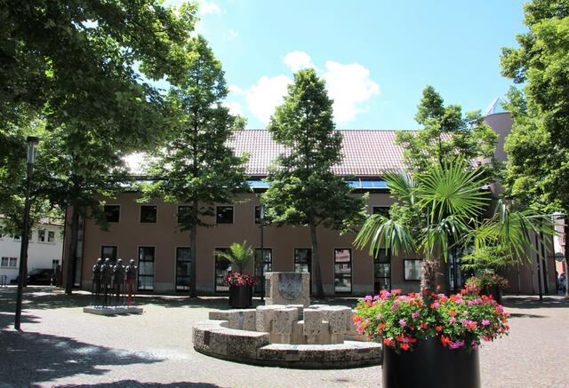 Neues Rathaus in Flein im Sommer 2020