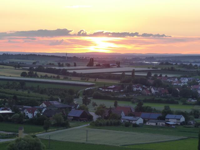 Abendstimmung über Unterhöfen,Baierbach