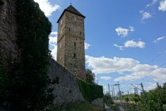 Burgfried Deutschordensschloss