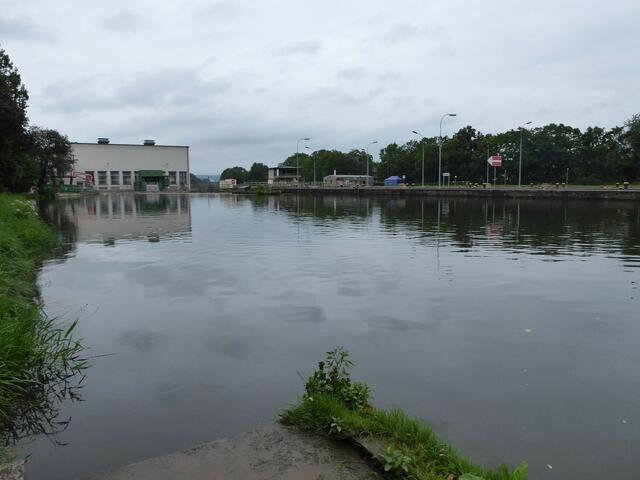 ...wieder festen Boden unter den Füßen.