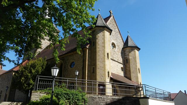 Sebastianskirche Kochendorf nach Abriss der vorherigen Gebäude davor