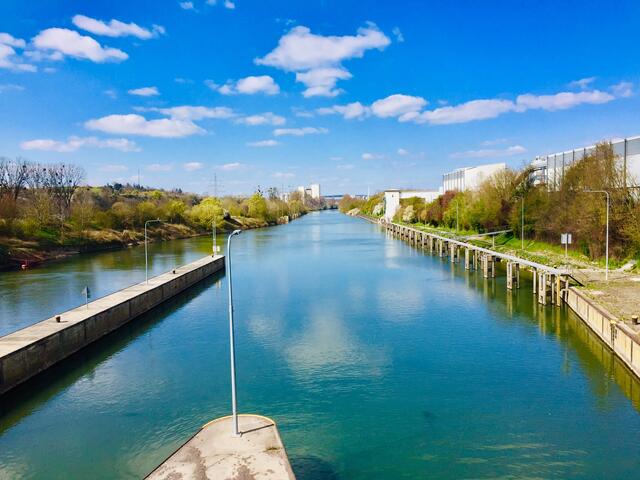 Neckarschleuse in Kochendorf