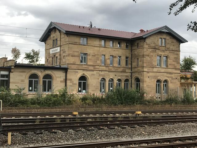 Das neu renovierte Bahnhofsgebäude in Kochendorf