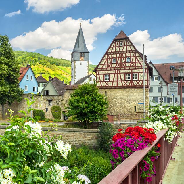 Dieser idyllische Anblick auf Niedernhall hat Heimatreporter Rüdiger Reingräber den Gewinn eines Memo-Spiels beschert. Gratulation.