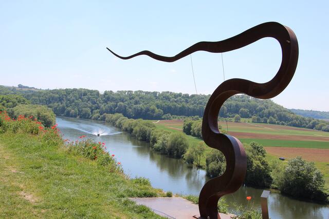 Elektra Domesle zeigt mit Ihrer außergewöhnlichen Aufnahme Kunst am Neckar. | Foto: Elektra Domesle