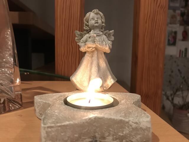Engel gehören zu Weihnachten