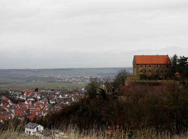 Schloss Magenheim mit Sichtverbindung nach Stockheim und zum Schloss Stocksberg.