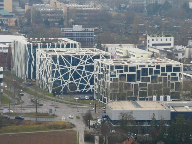 Die Fassaden dieser würfelförmigen Gebäude - ein richtiger Hingucker.