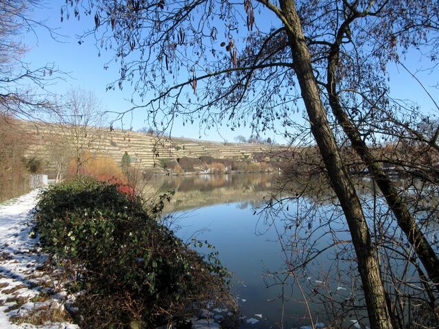 Erster Blick auf die Tuff-Felsen