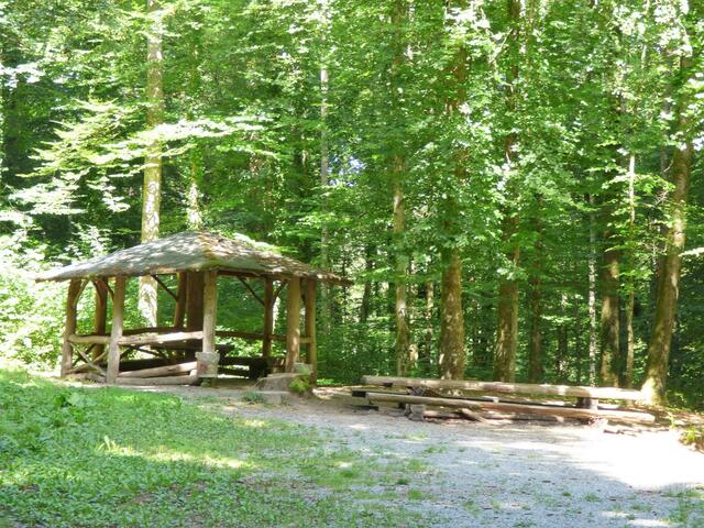 Rastplatz der 4 Himmelsrichtungen: ein schöner Pausenplatz, um länger zu verweilen.