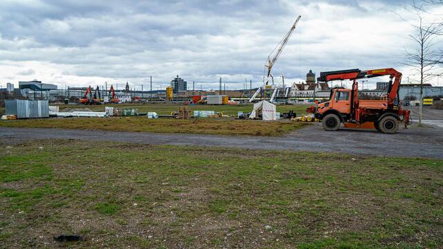 BuGa-Brücke vom Neckarbogen aus aufgenommen