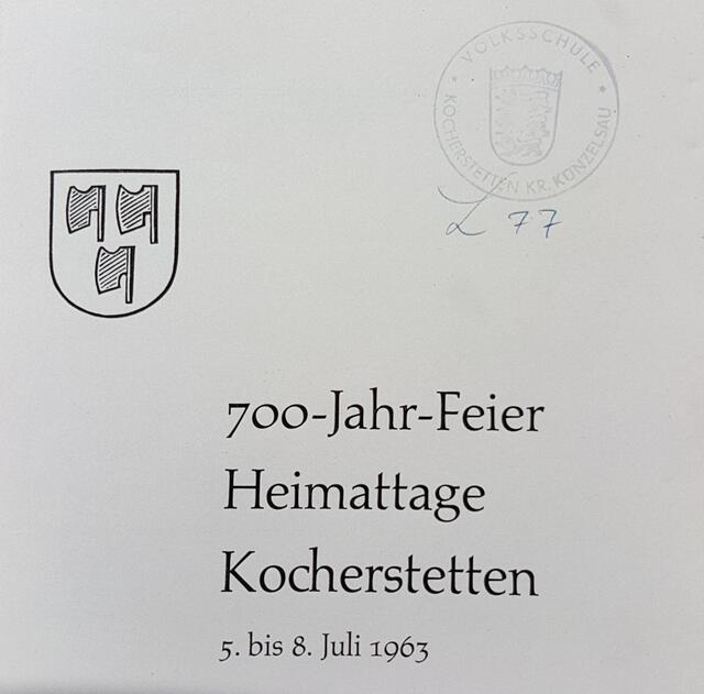 Im nächsten Bild ist der Schulstempel vergrößert zu sehen