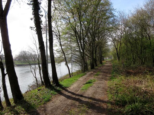 5 Minuten später Jacke aus und strahlender Sonnenschein
