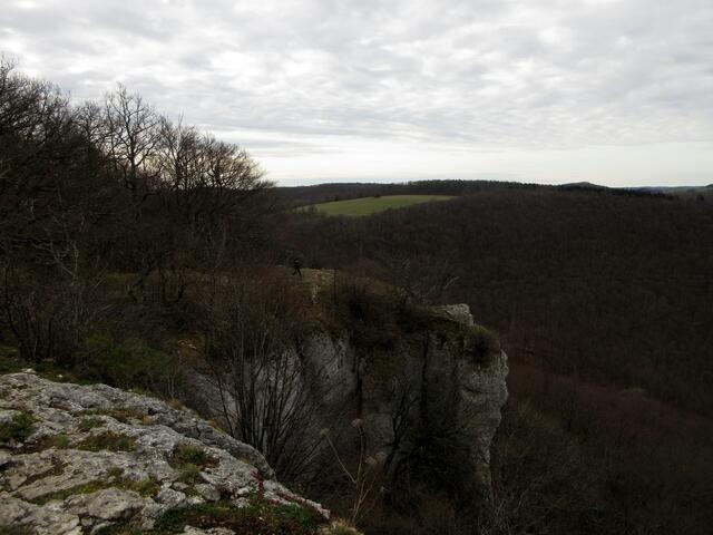 Auf unserer Strecke war das schon ein Blick zurück auf den Felsen, der vor dem Wackerstein kam.