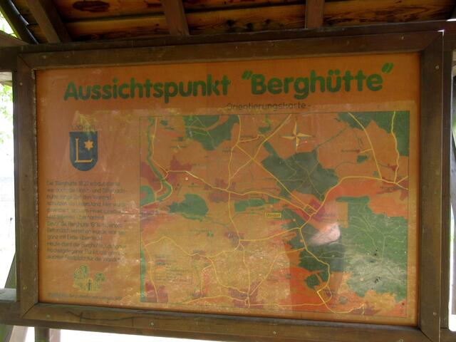 Da gibt es noch ein so schönes, guterhaltenes, altes Wanderschild