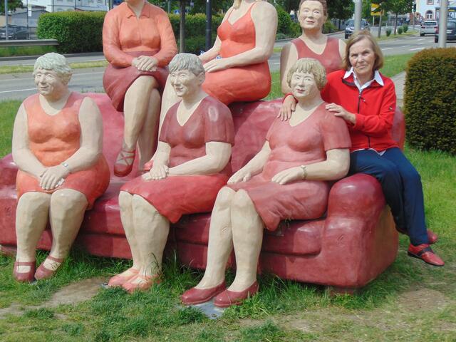 Mein Mann hat sich beim Fotografieren so auf mich konzentriert, dass er den oberen Damen doch tatsächlich die Köpfe abgeschnitten hat!