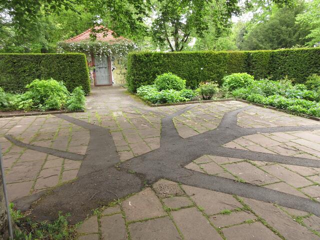 und dann noch ein wenig im Gartenschaugelände flaniert.