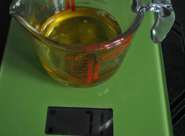 70 g gutes Öl | Foto: Daniela Somers