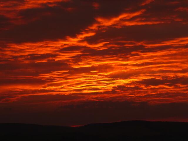 Dramatischer Himmel über Heilbronn, fotografiert vom Wartberg