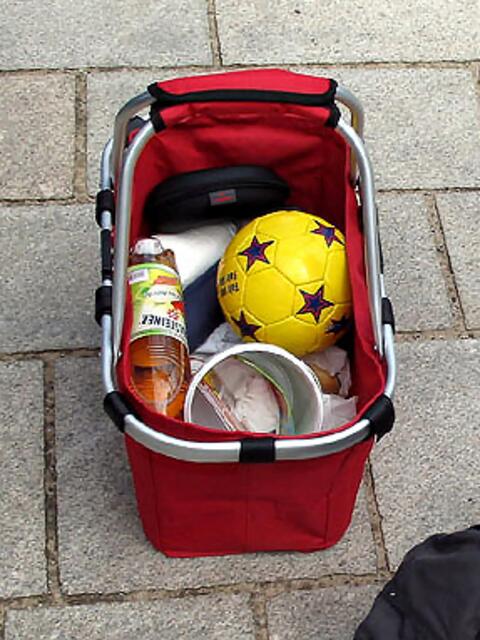 mit Fußball