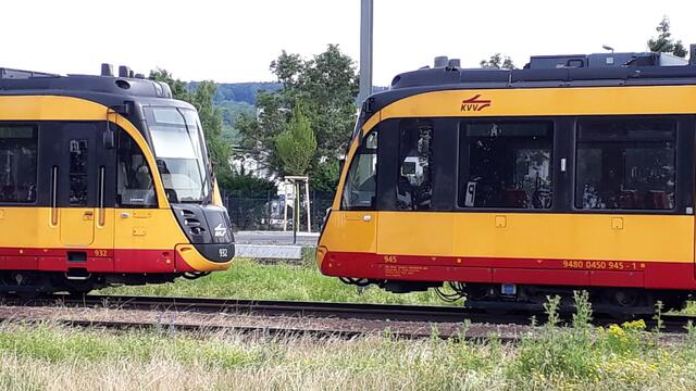 S 4 im Bahnhof Eppingen