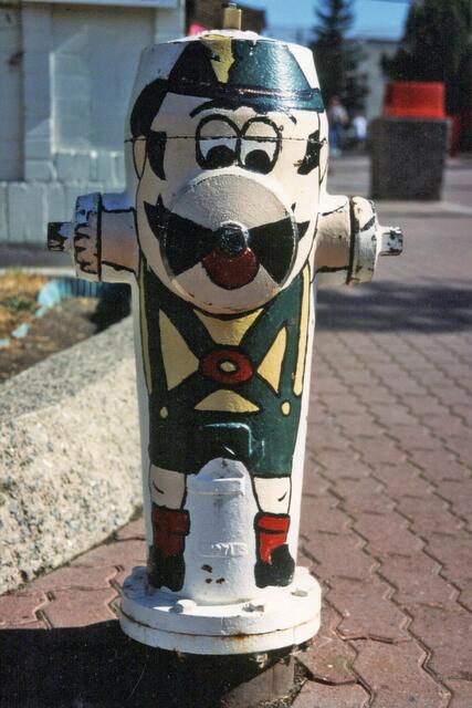 bemalter Hydrant